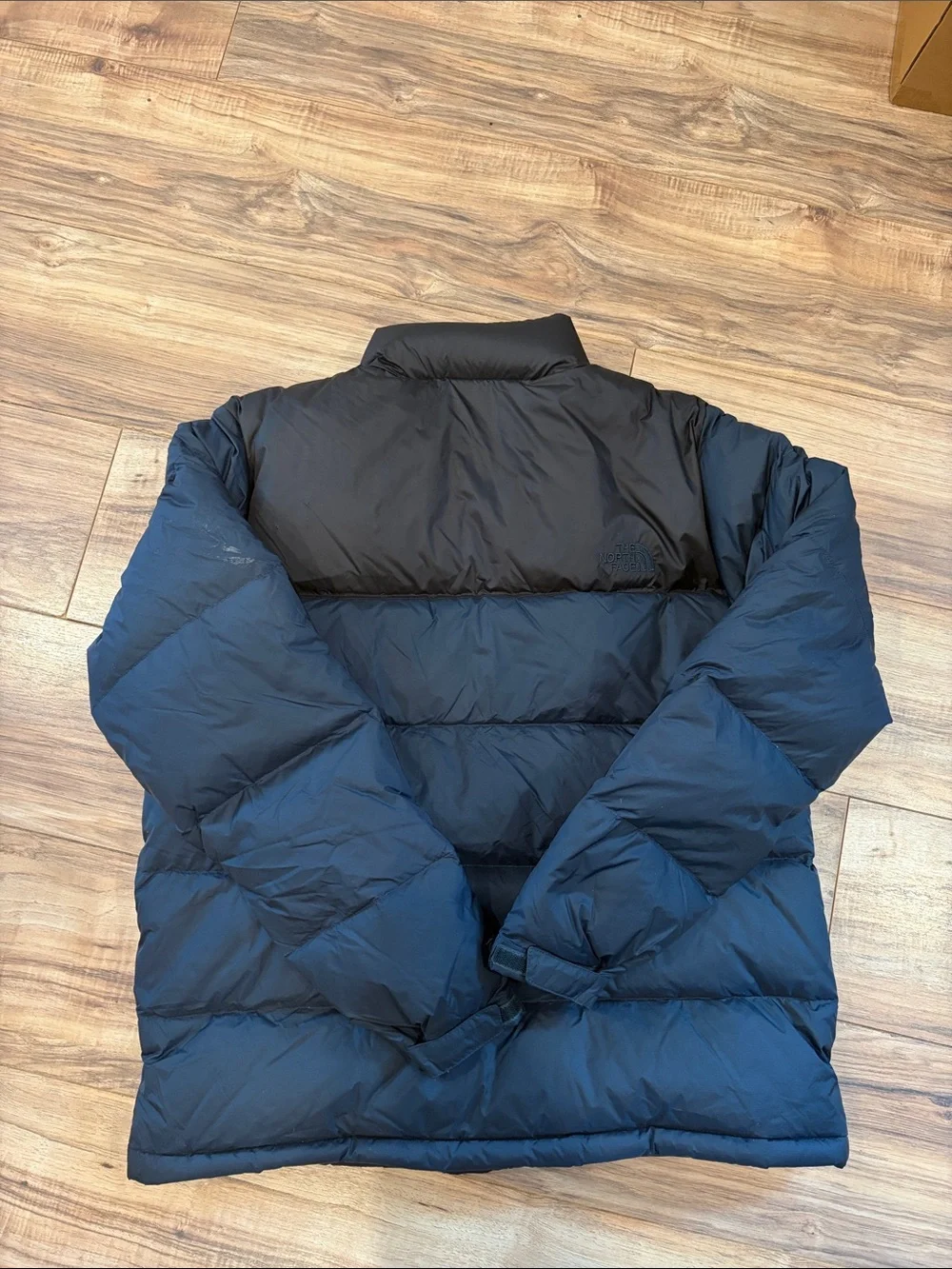 The North Face Men's Black and Navy Puffer Jacket